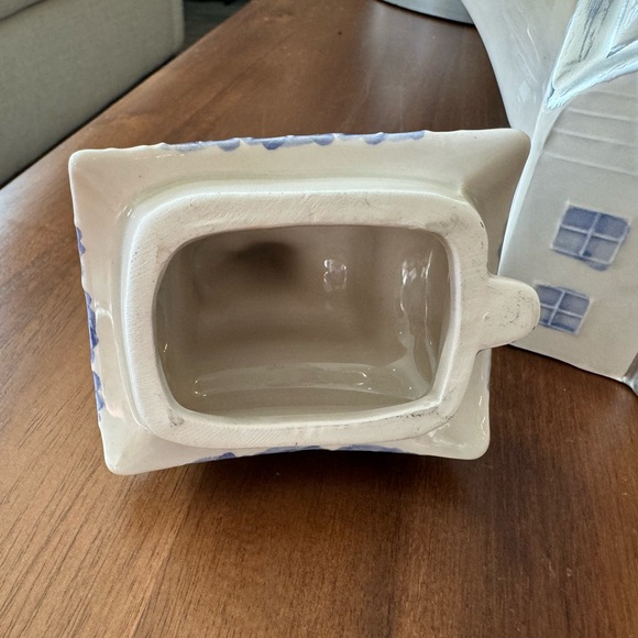 Omnibus King Kong New York Ceramic Tea Pot - Picture 13 of 15